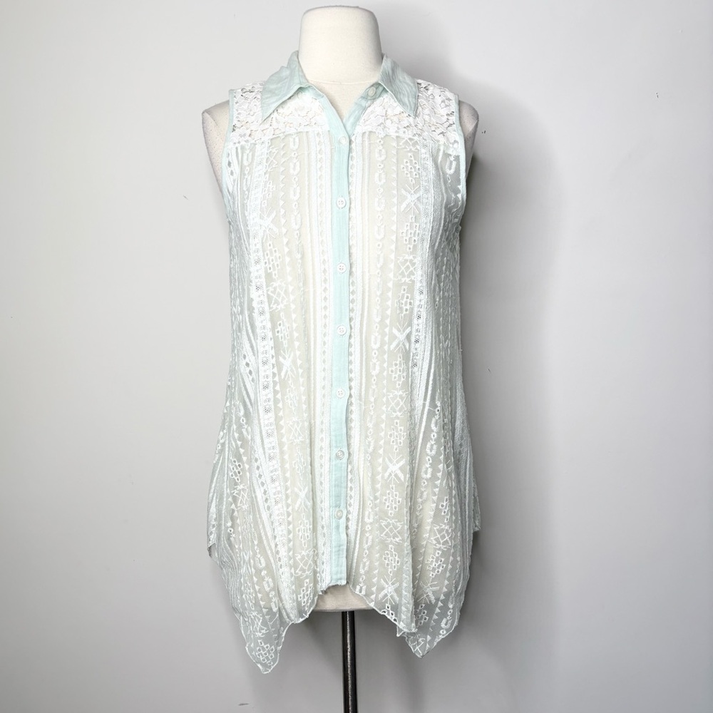 4 Love and Liberty Johnny Was Swing Lace Tank